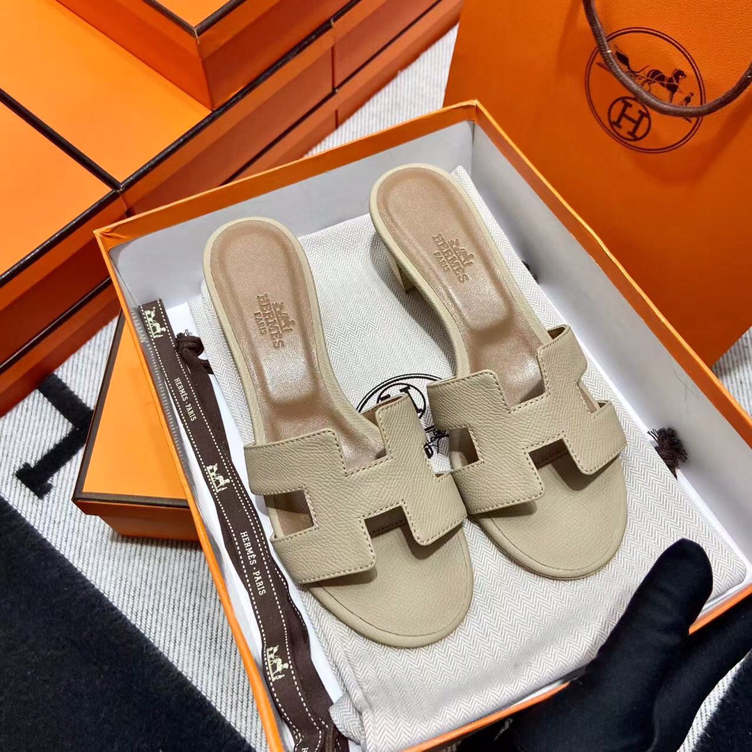 에르메스 올수공 오아시스 슬리퍼 샌들 앱송 65